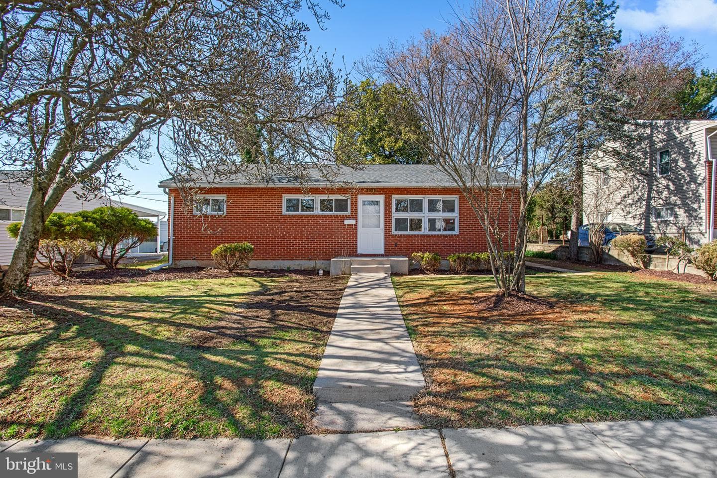 1030 Collwood Road photo 1