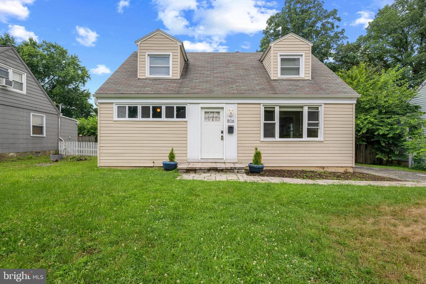 806 Templecliff Road photo 1