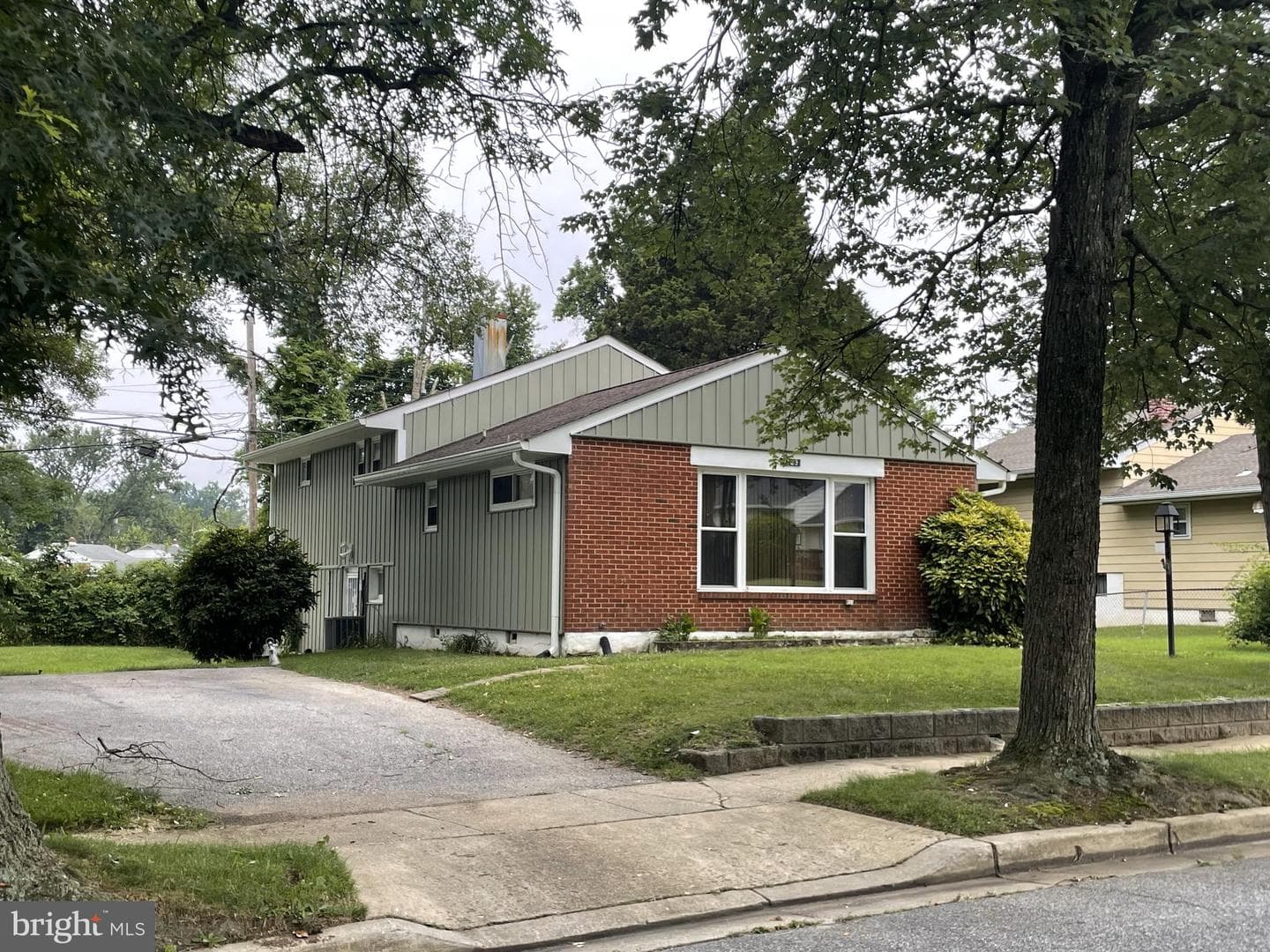 7123 Brompton Road photo 1