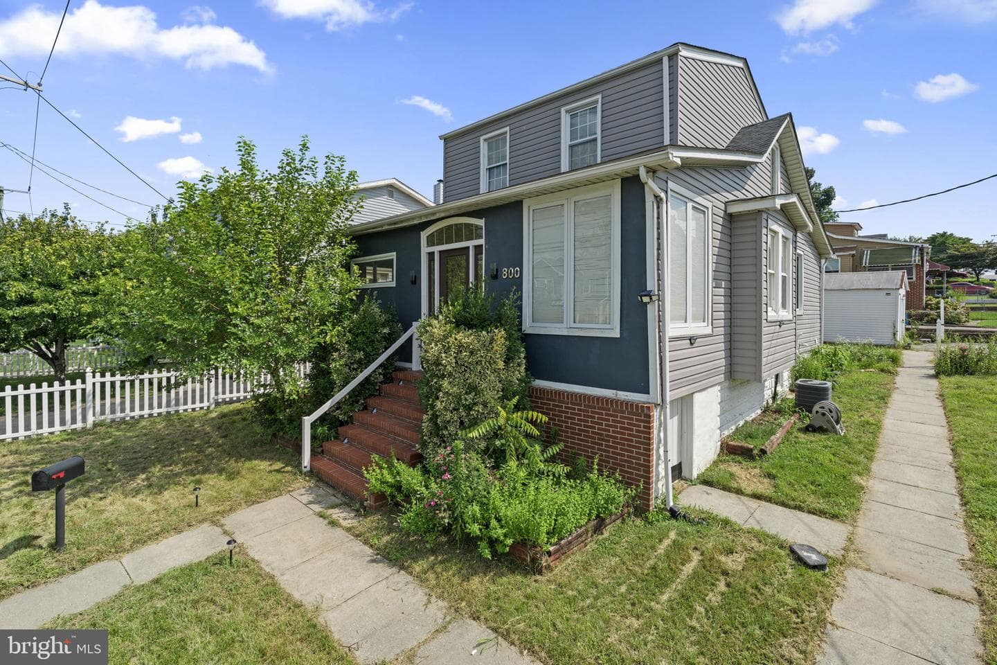 800 Northpoint Road photo 1