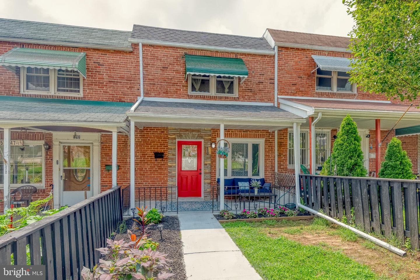 570 47th Street photo 1
