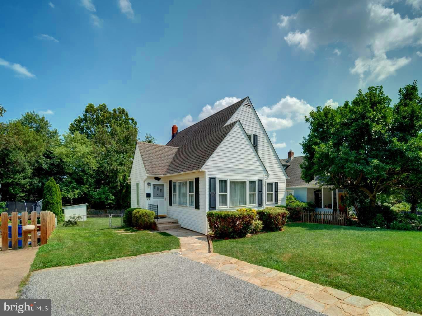 6505 Beechwood Road photo 1