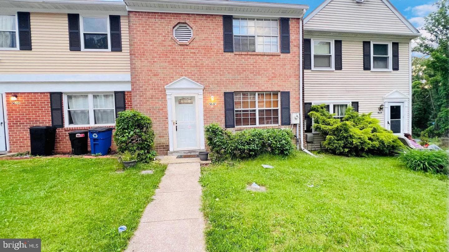 9637 Axehead Court photo 1