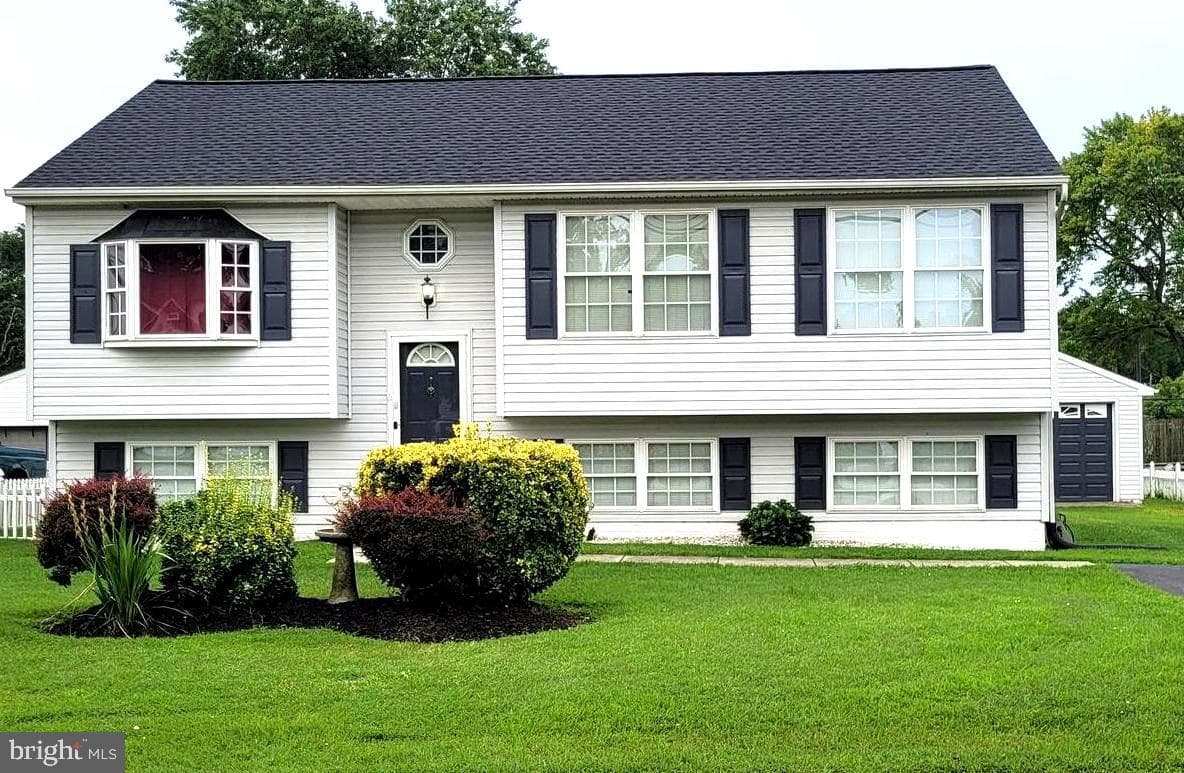 3933 N Point Road photo 1