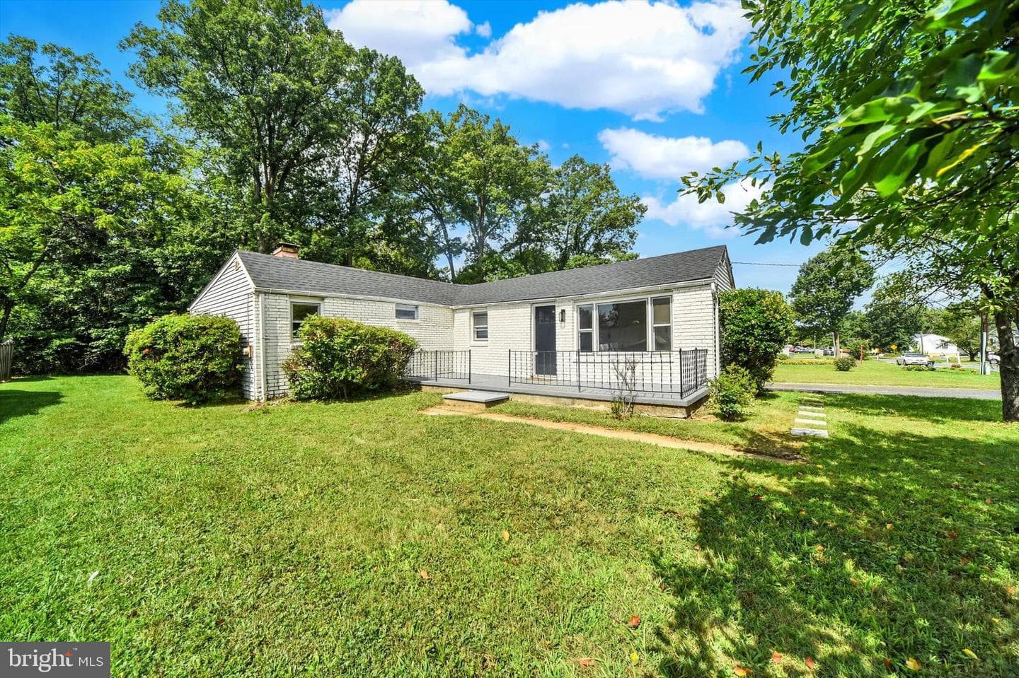 6011 Cecil Avenue photo 1