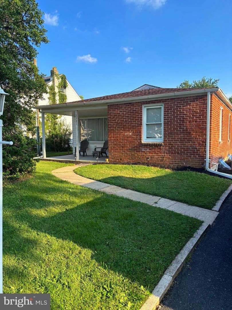 2321 Ellen Avenue photo 1