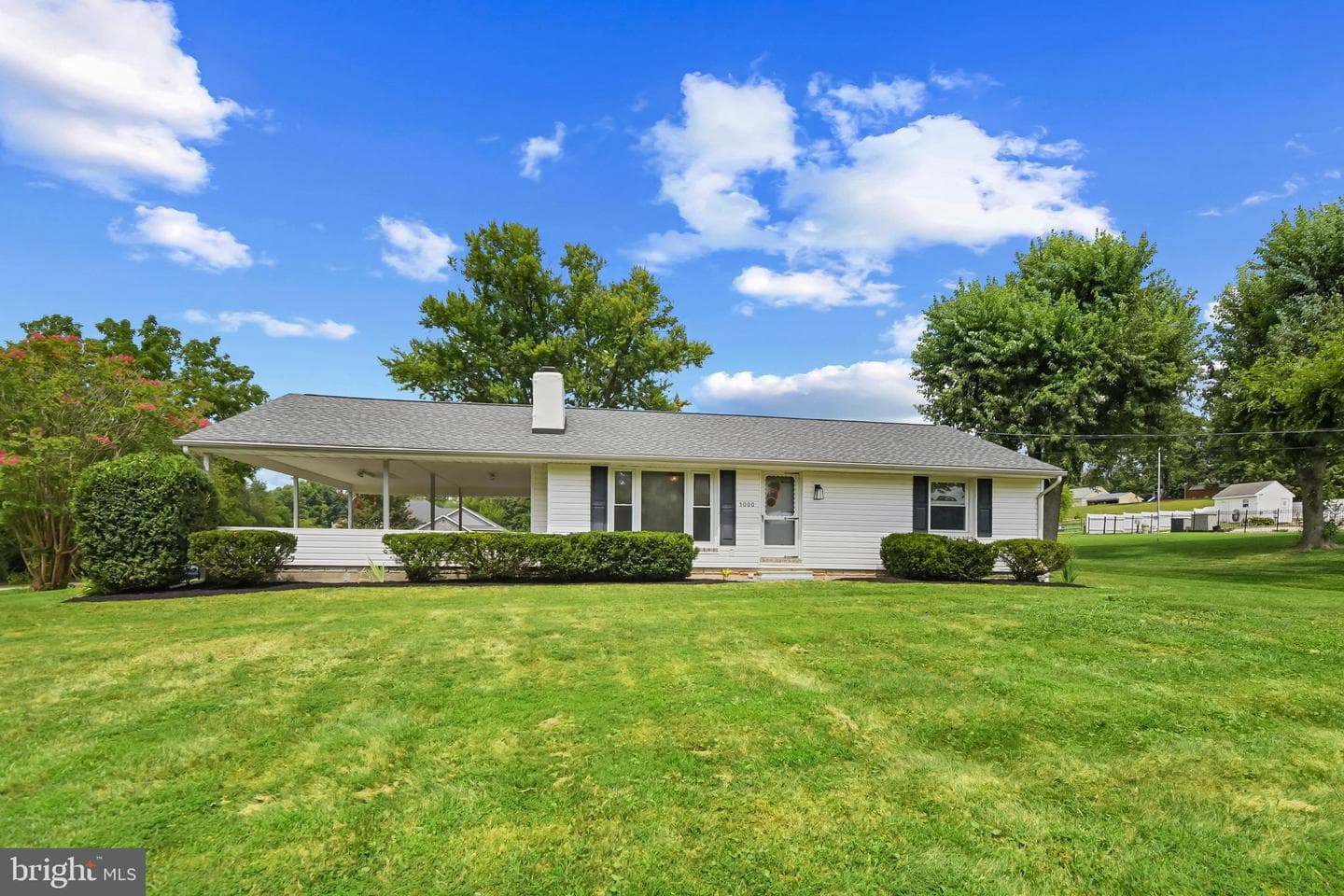 5000 Silver Spring Road photo 1
