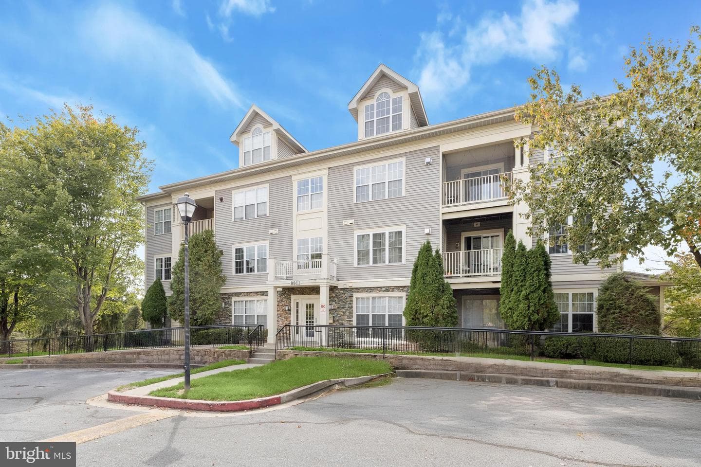 8811 Stone Ridge Circle #201 photo 1