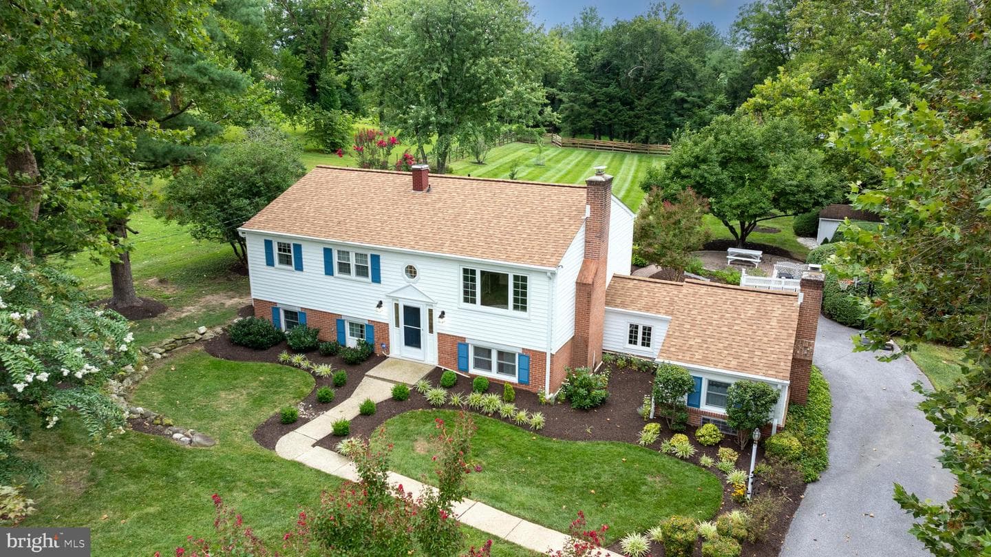 1200 Ridervale Road photo 1