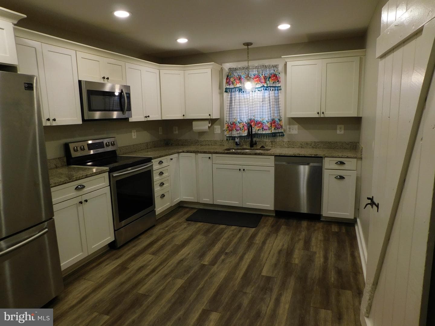 4124 Bedford Road photo 1