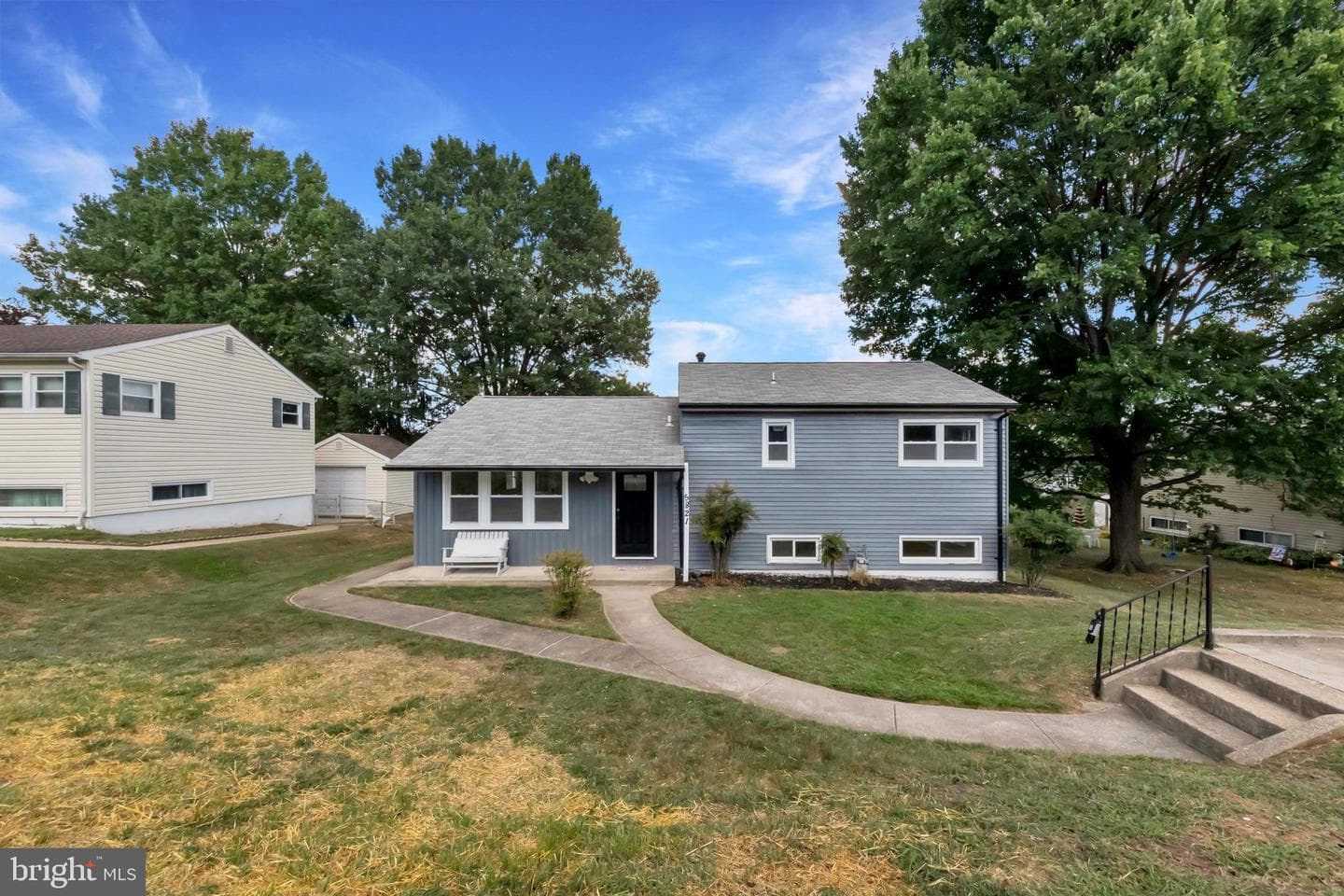 5821 Heron Drive photo 1