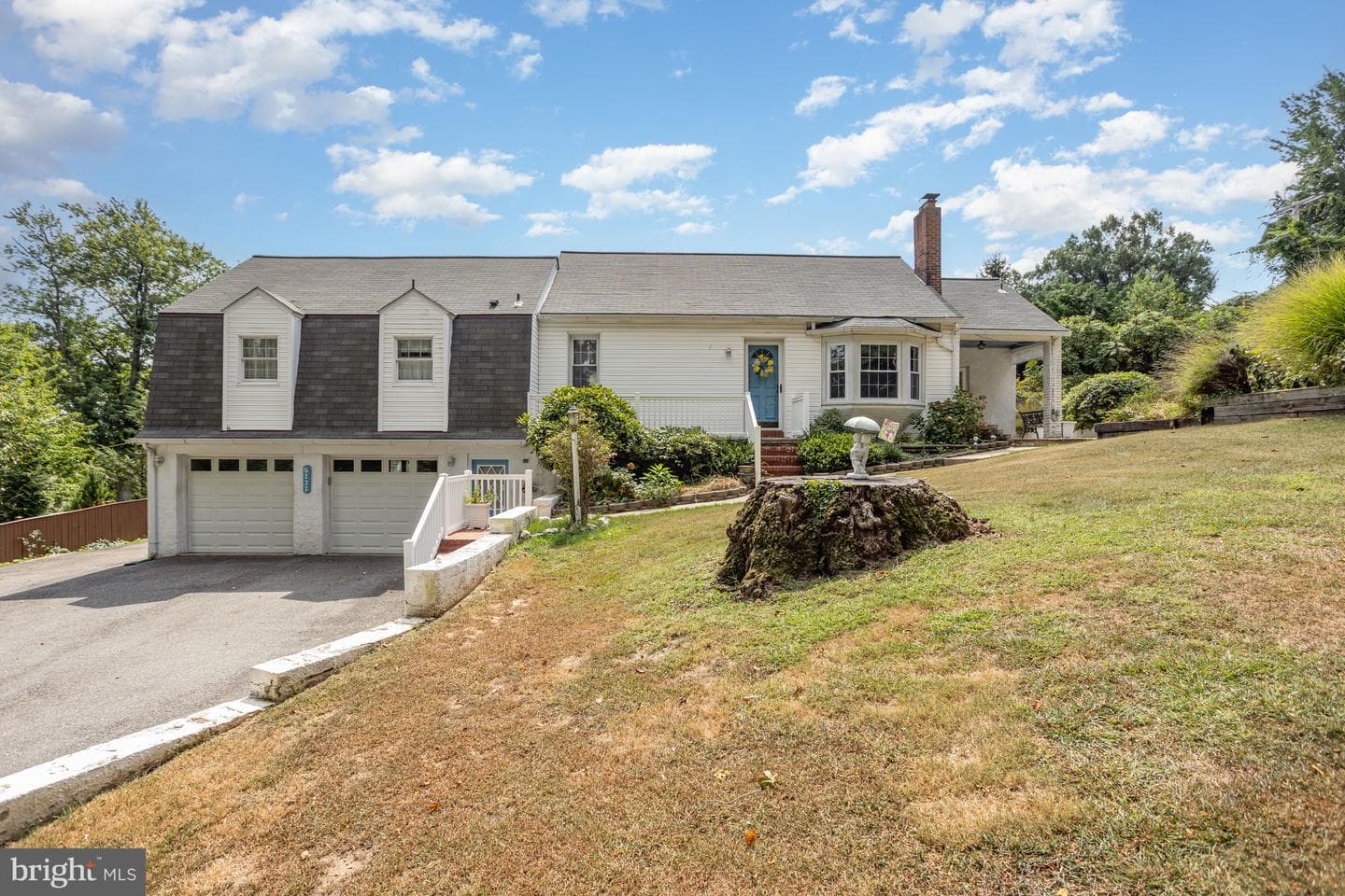 5737 Mineral Avenue photo 1