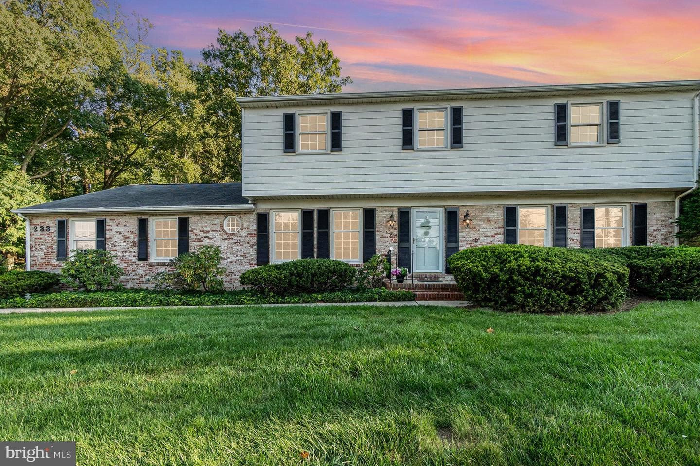 233 W Timonium photo 1