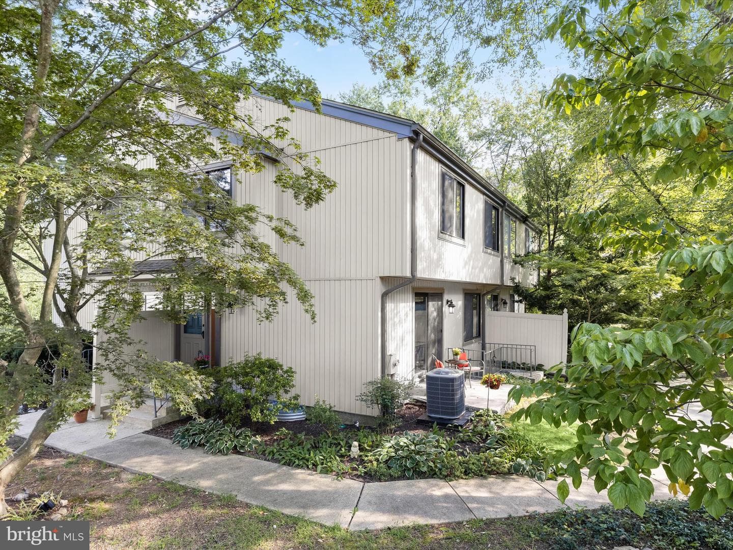 46 Eastford Court #16-46 photo 1