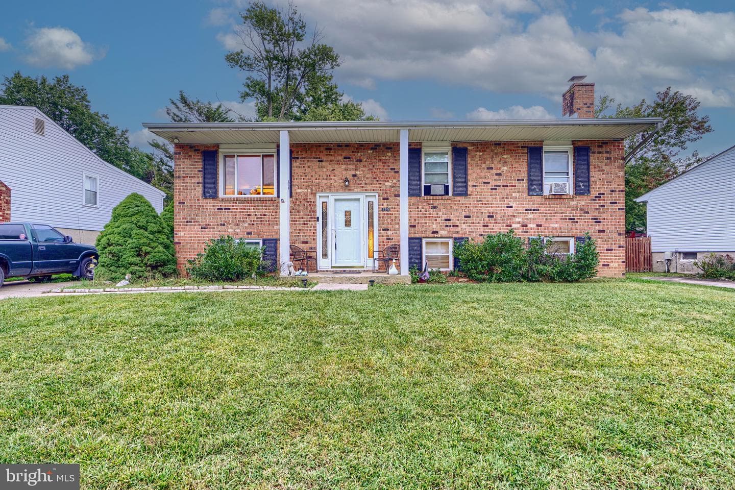 3907 Roxanne Road photo 1
