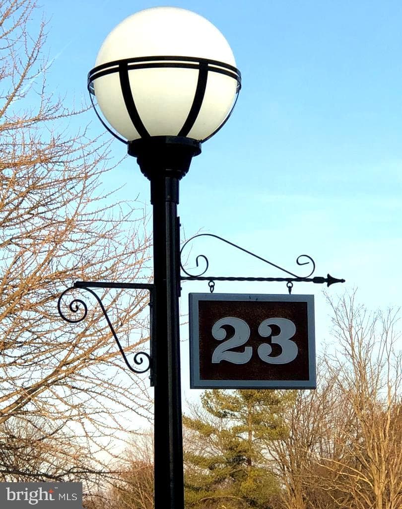 23 Stonehenge Circle #8 photo 1