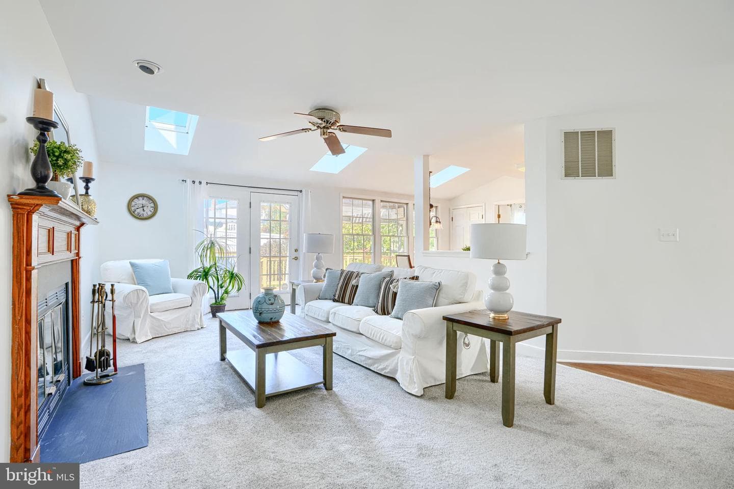 9018 Gardenia Road photo 1
