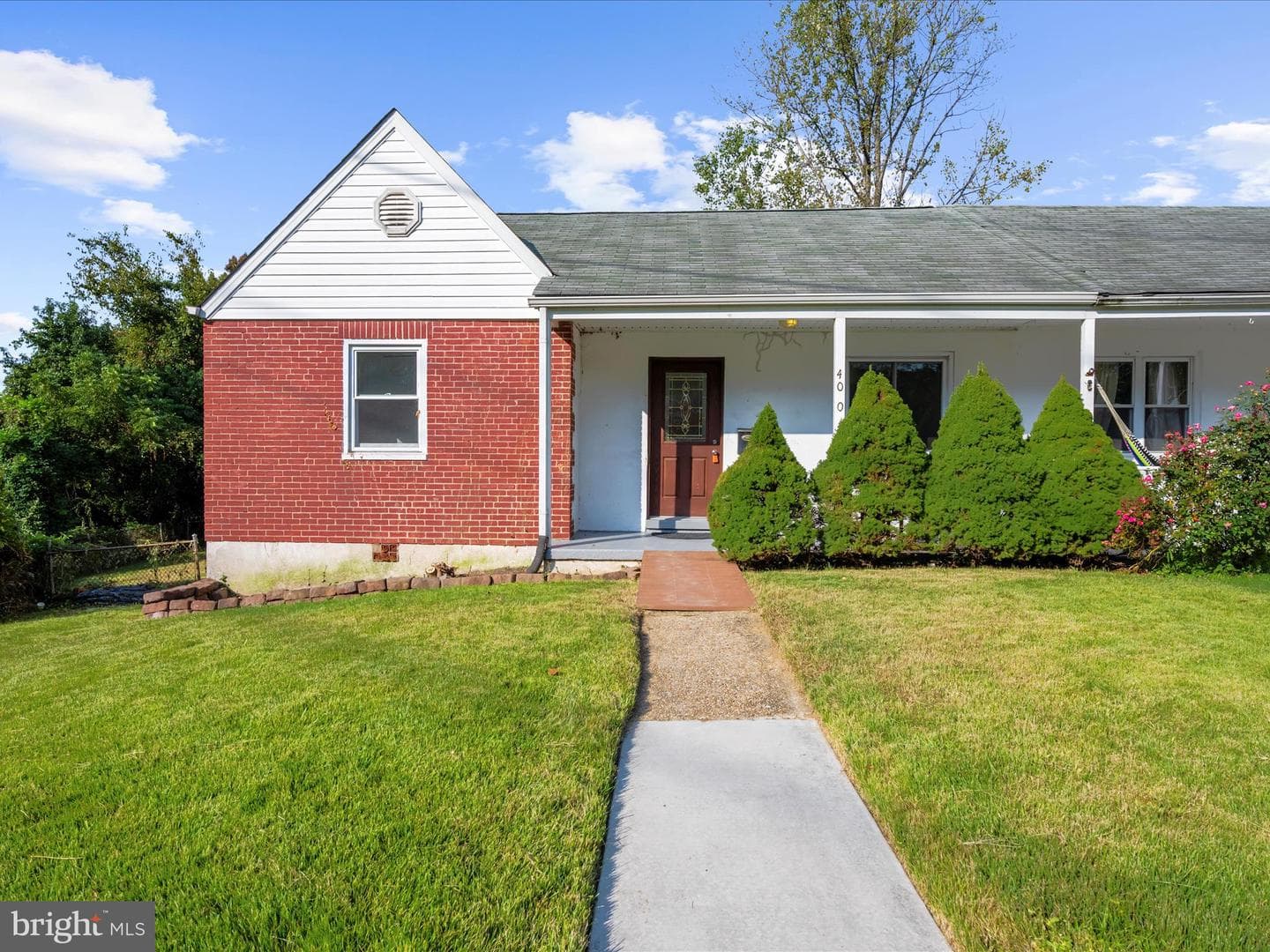 400 Dale Avenue photo 1