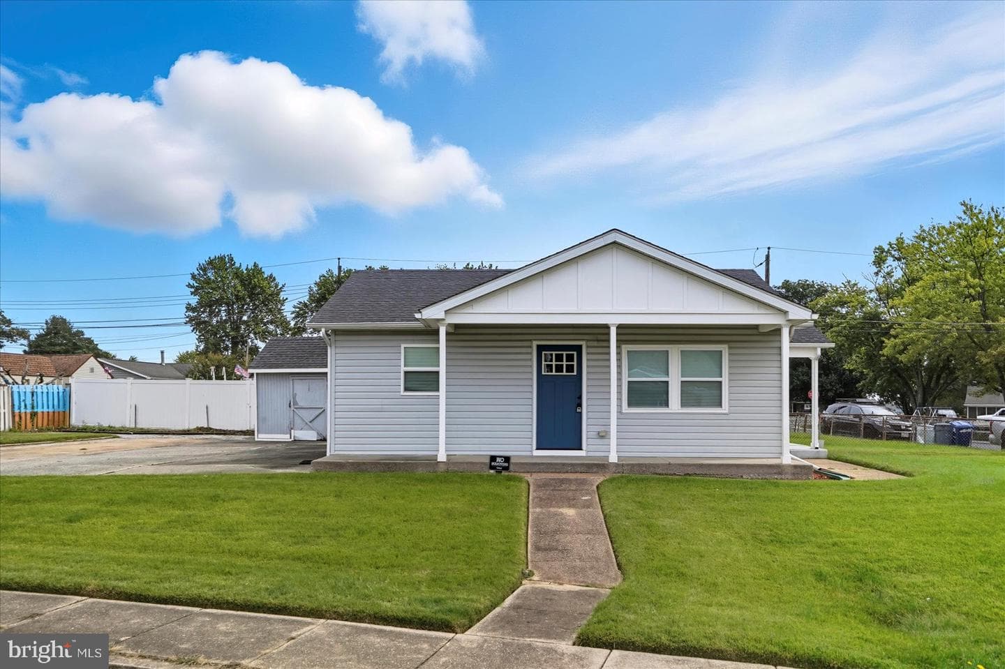 1111 Cord St photo 1