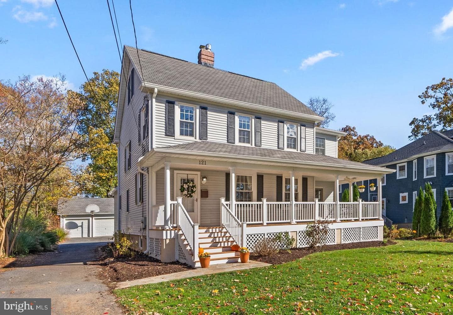121 Forest Drive photo 1