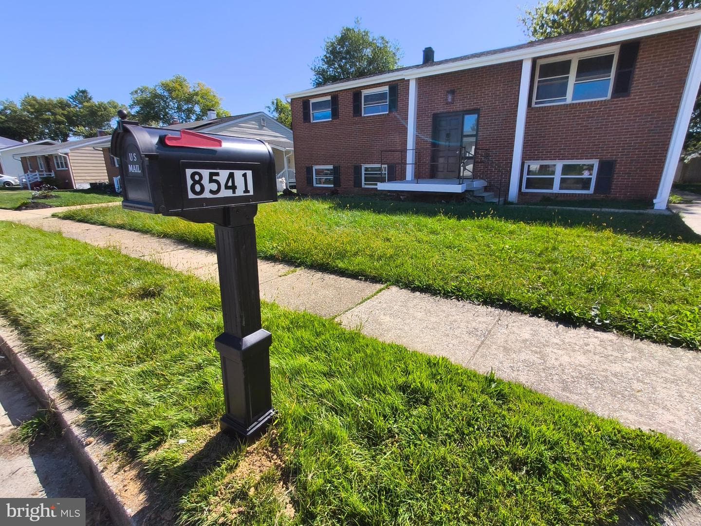 8541 Lucerne Road photo 1