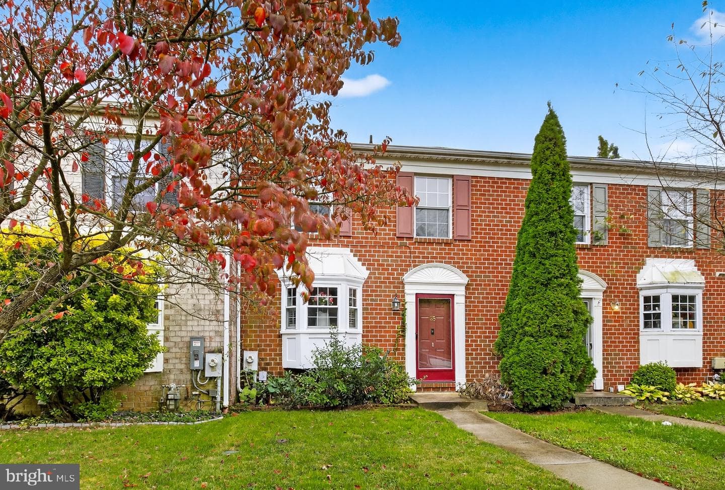 25 Longmont Court photo 1