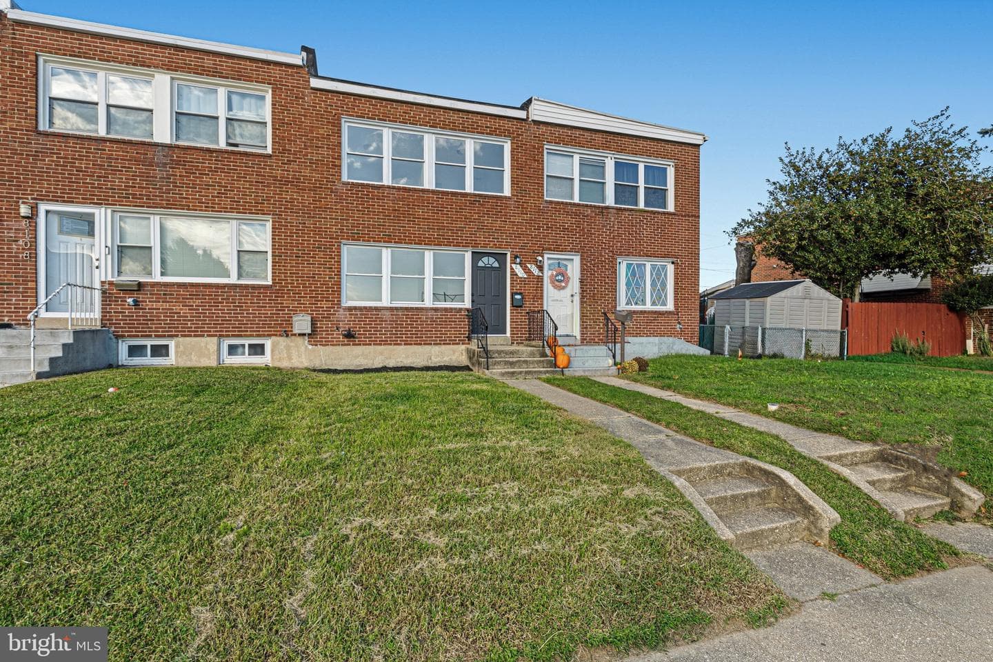 8110 N Boundary Road photo 1