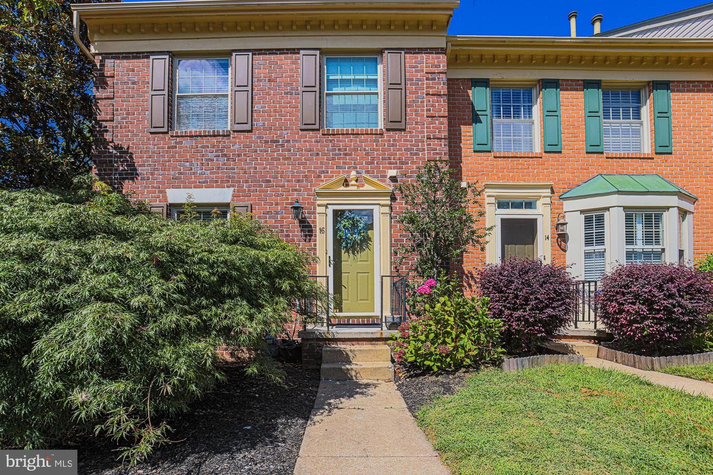 16 Meadow Run Court photo 1