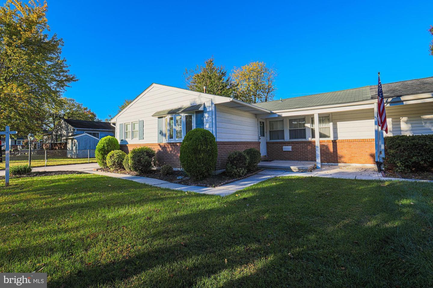 8602 David Avenue photo 1