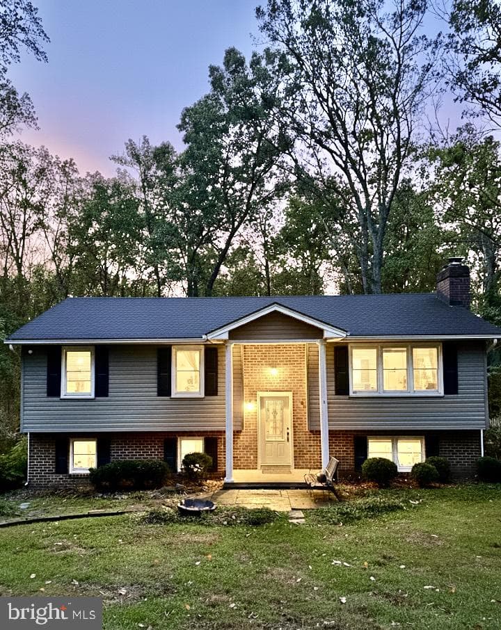905 Miller Road photo 1