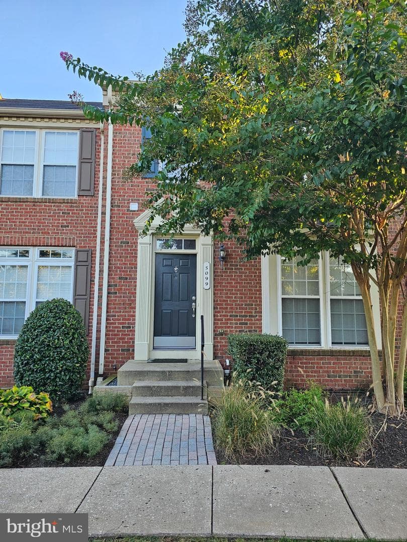 5099 Cameo Terrace #5099 photo 1