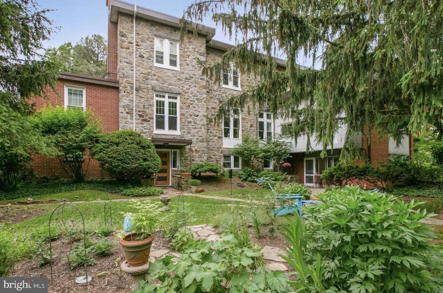 6003 Lakehurst Drive #1 photo 1