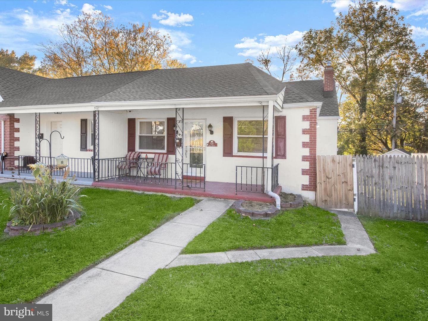 626 Dale Avenue photo 1