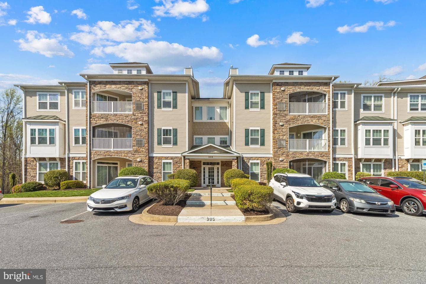 305 Wyndham Circle #305 K photo 1
