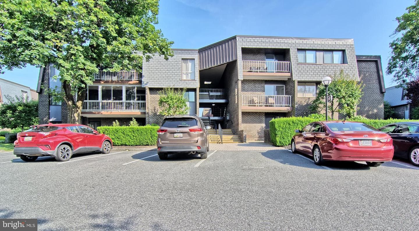 12 Stonehenge Circle #12-5 photo 1