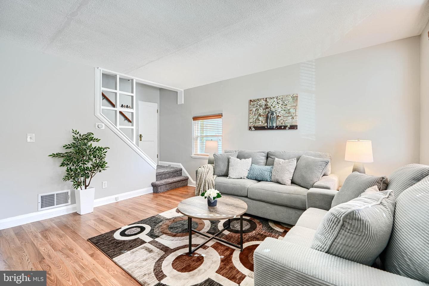 1620 Naturo Road photo 1