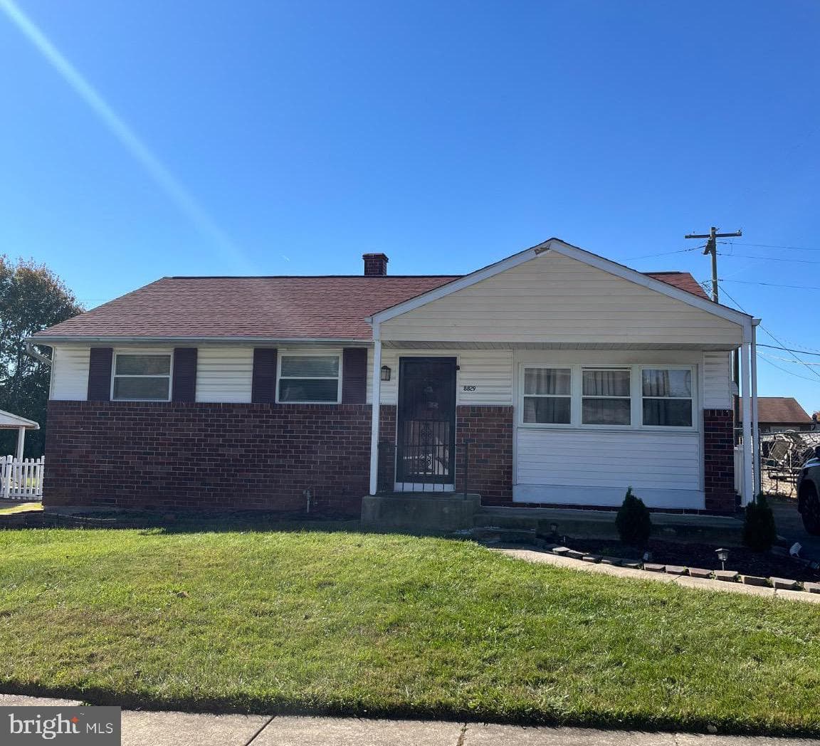 8829 Sigrid Road photo 1