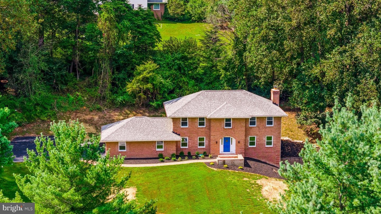 4 7 Springs Court photo 1