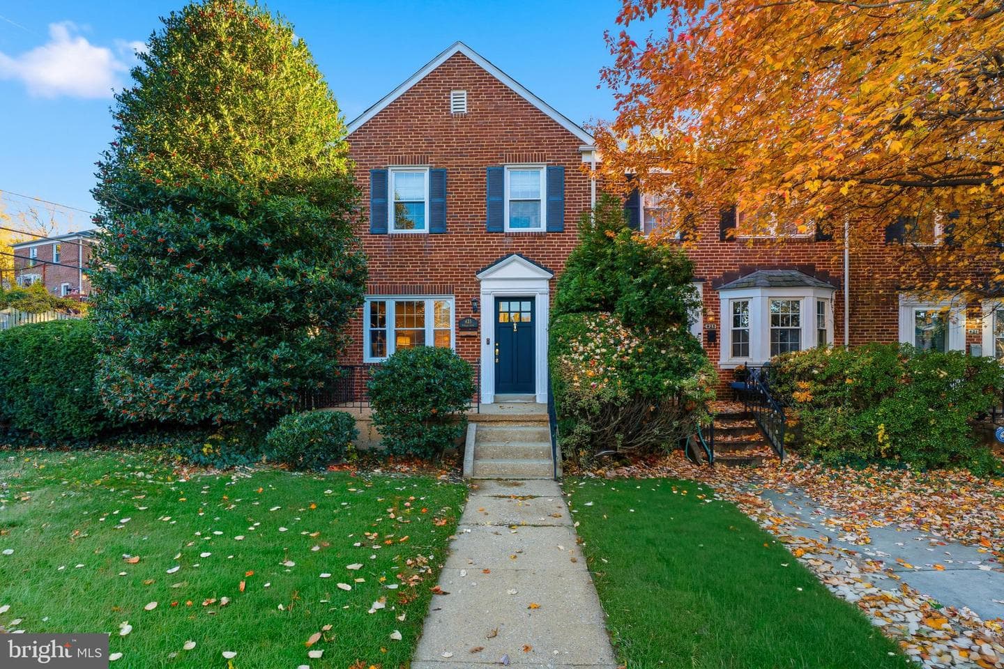 425 Rodgers Court photo 1