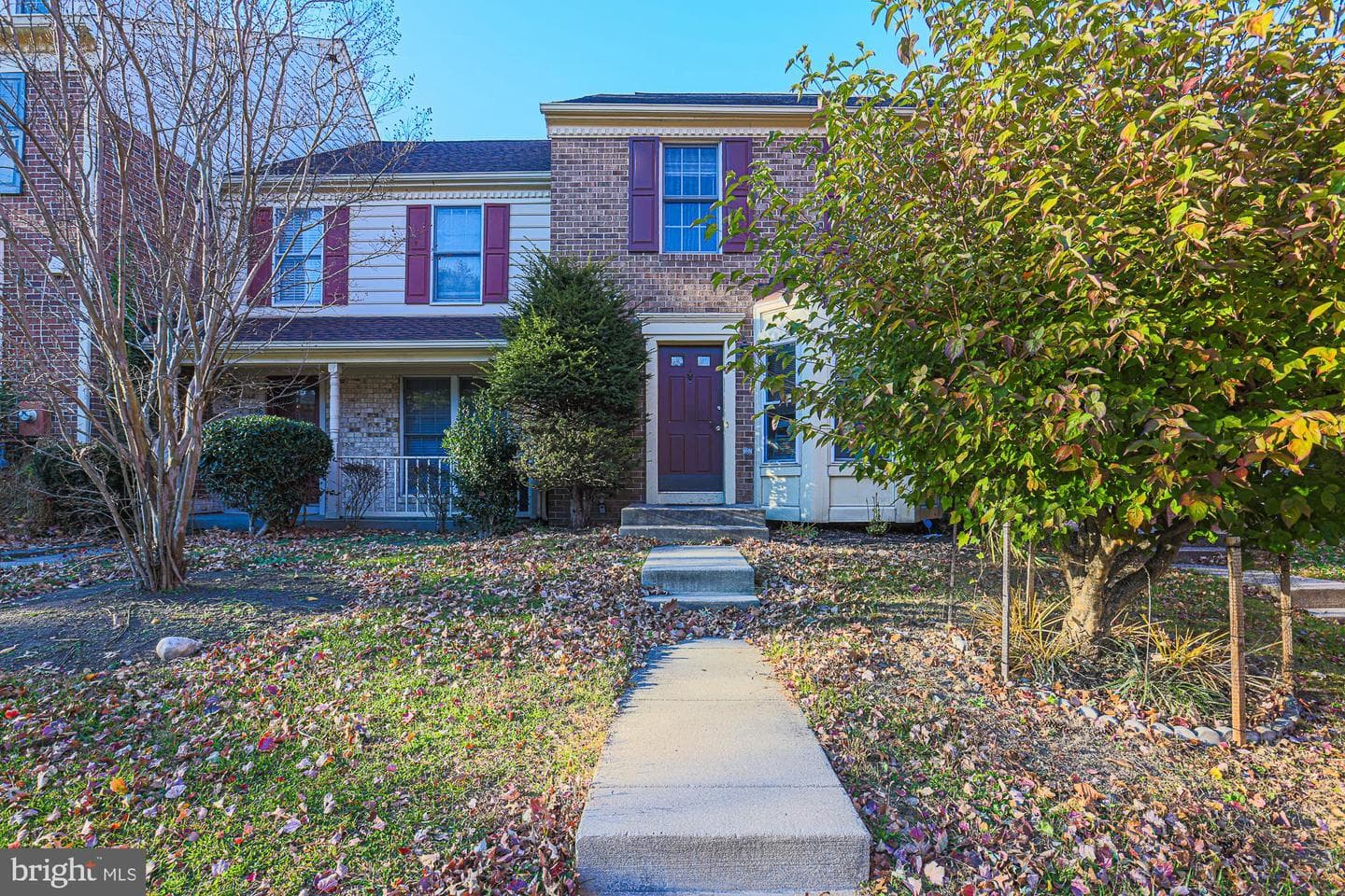 8 Greenshire Lane photo 1
