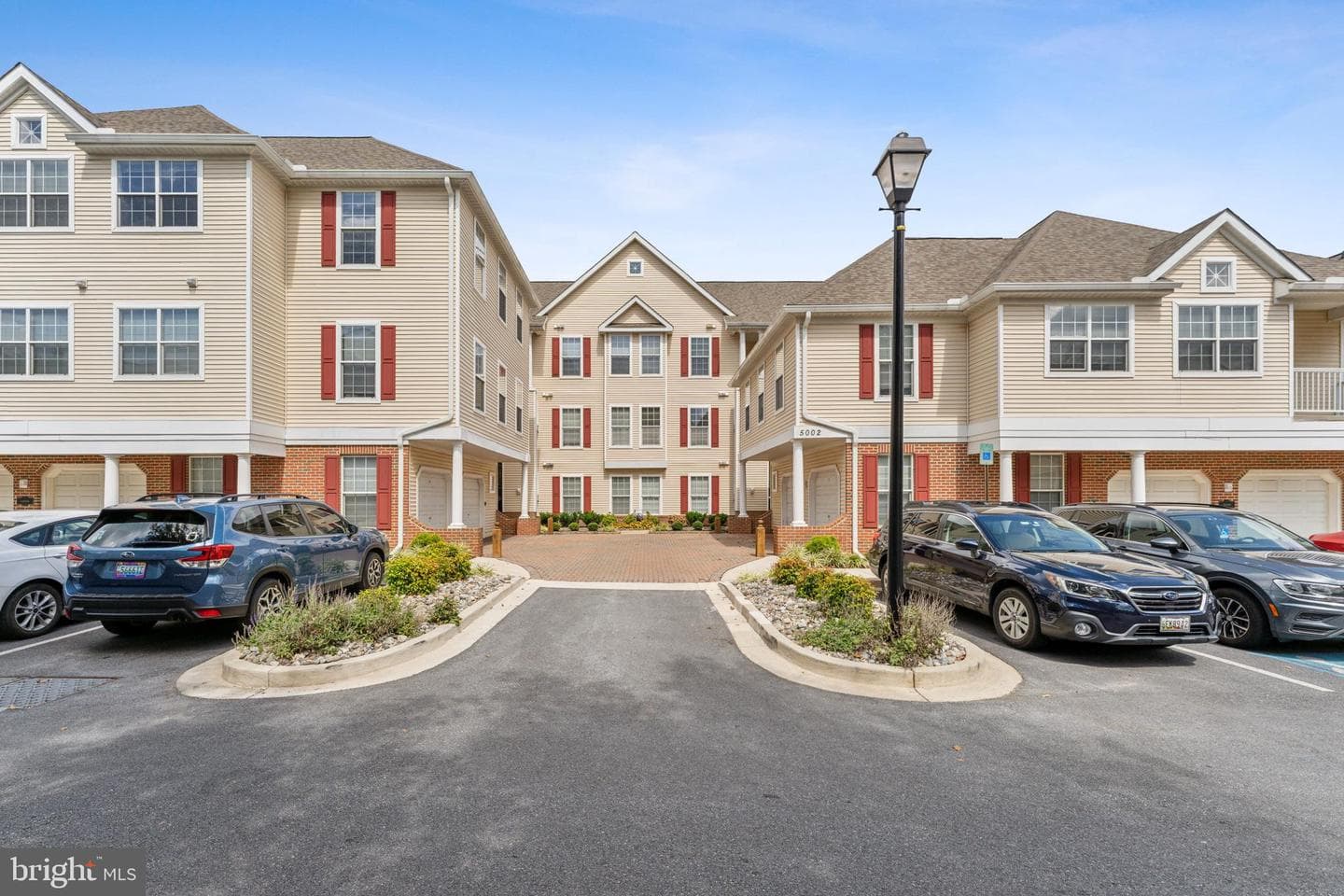 5002 Hollington Drive #301 photo 1