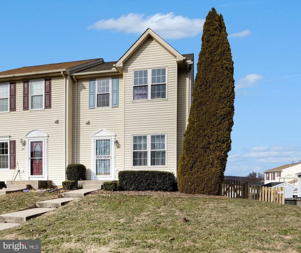 22 Oaksylvan Way photo 1