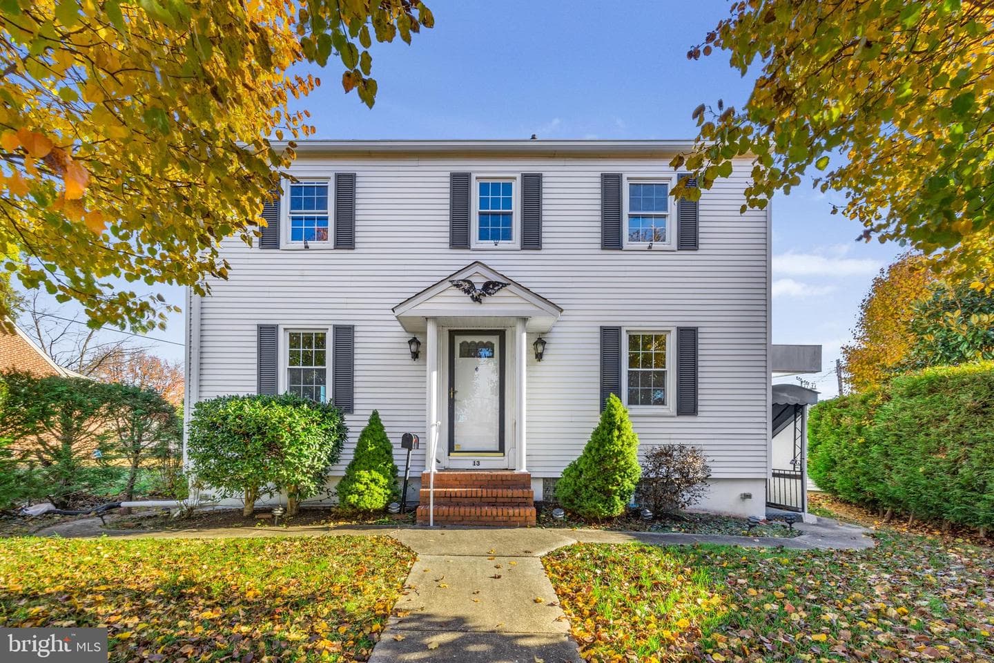 13 Harrison Avenue N