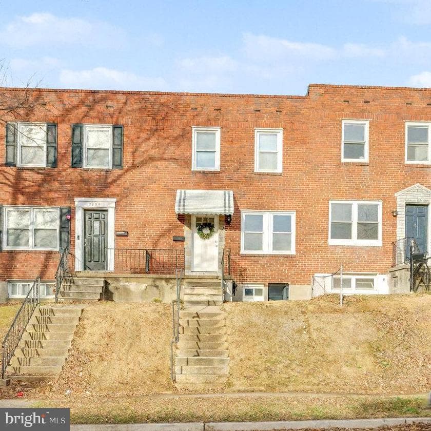8656 Oak Road photo 1
