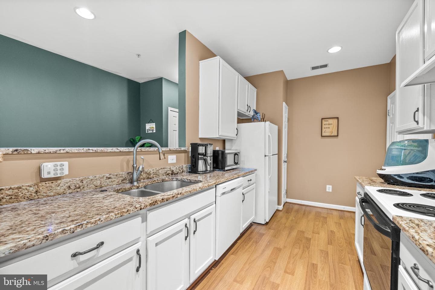 16 Hawk Rise Lane #204 photo 1