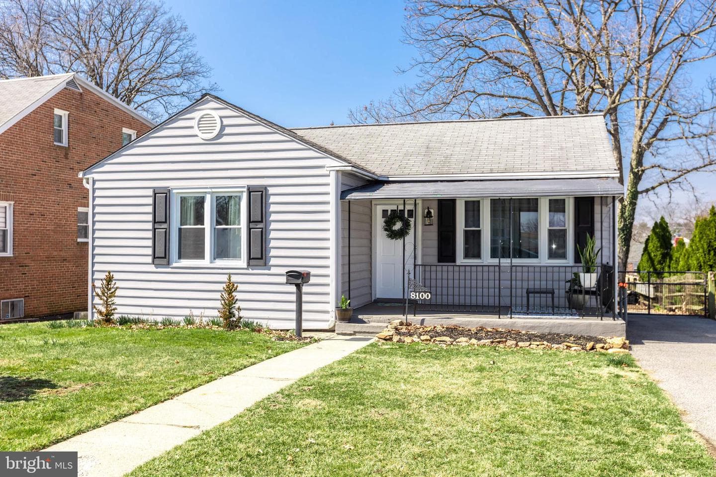 8100 Hillendale Road photo 1
