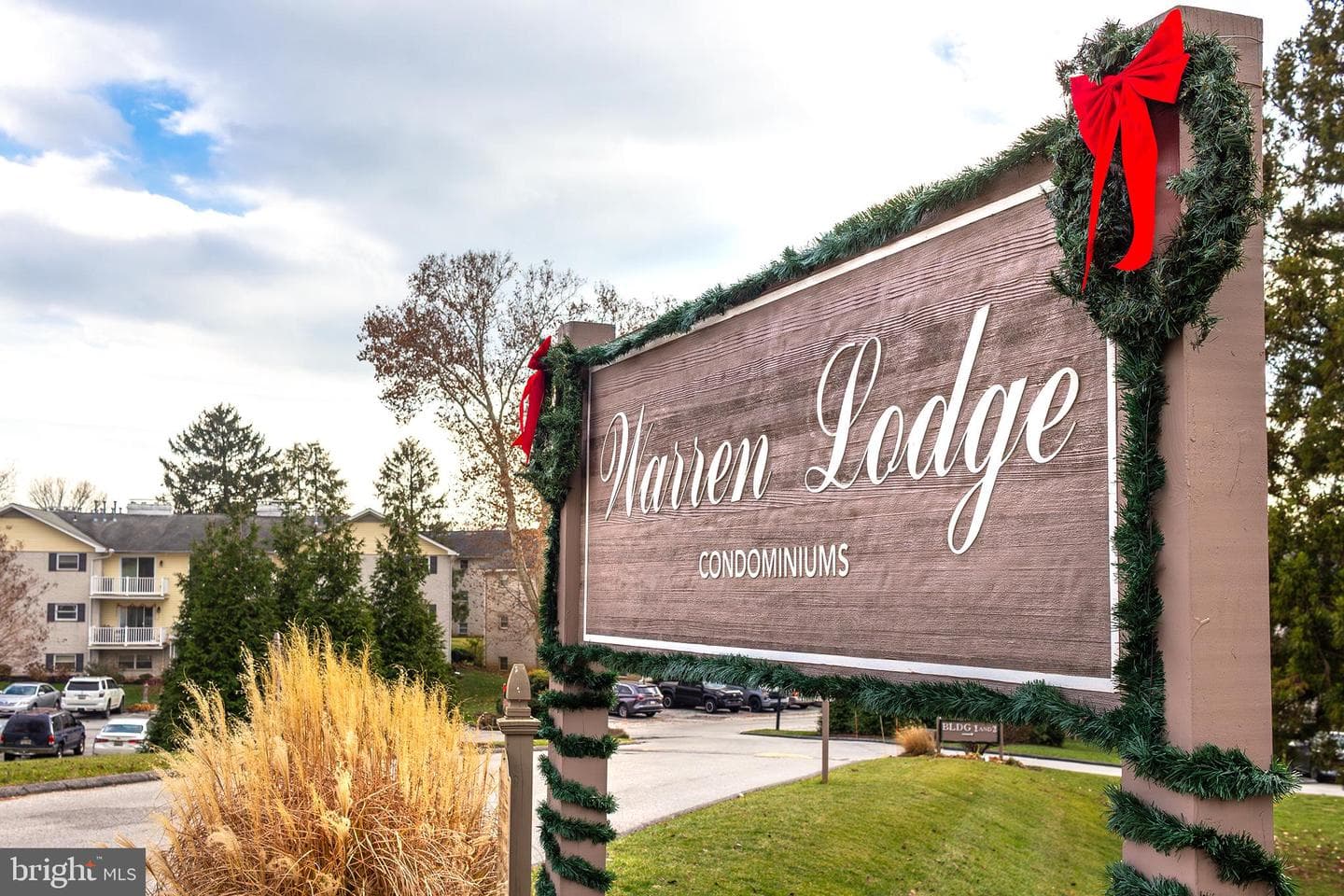 12 Warren Lodge Court #2-D photo 1