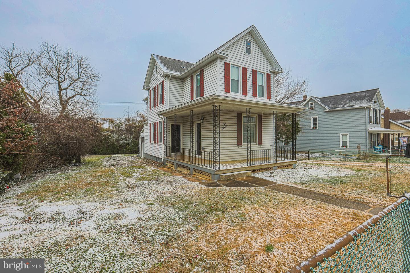 9 Glenmore Avenue