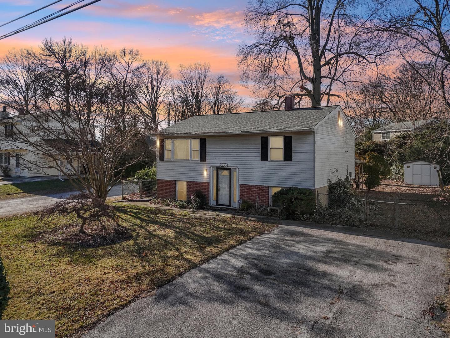 208 Elk Road