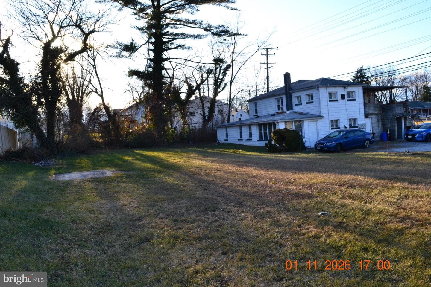 1215 Ingleside Avenue photo 1